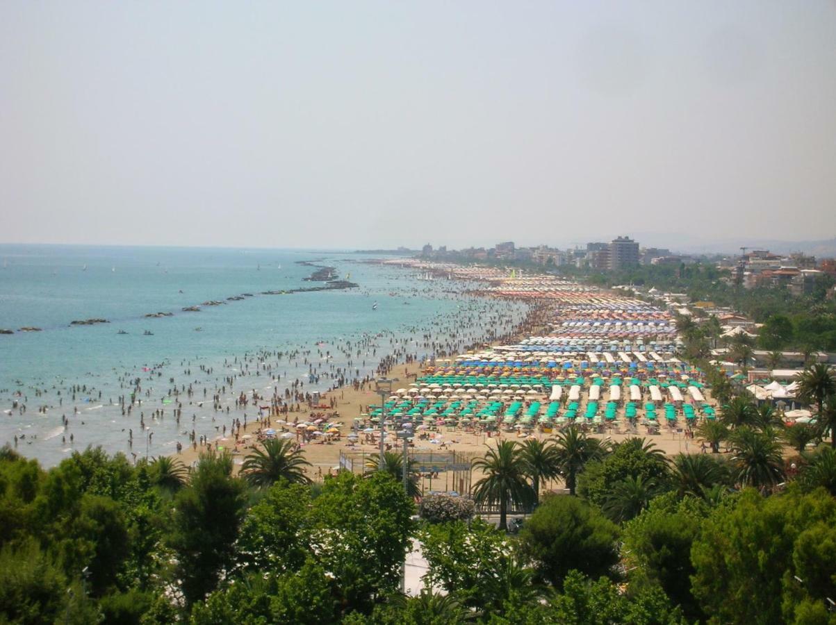 Casavacanze Estate 1 San Benedetto del Tronto Kültér fotó