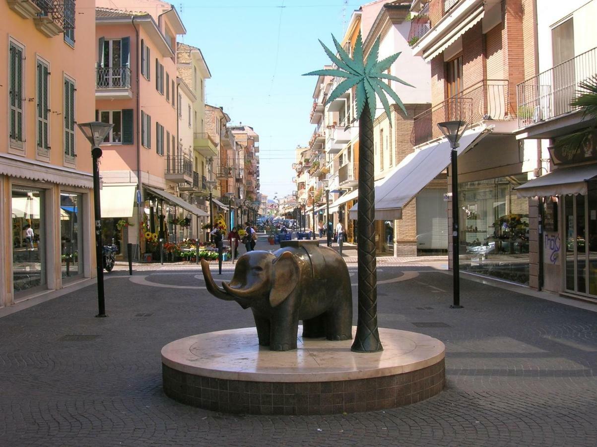 Casavacanze Estate 1 San Benedetto del Tronto Kültér fotó